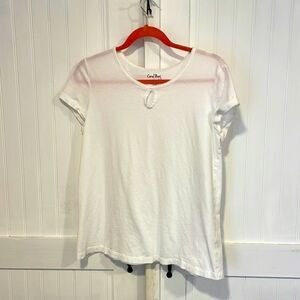 Coral Bay white, keyhole neckline, short sleeved top size L